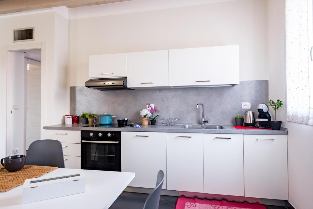 شقة Residenza Gelsomino ديسينسانو ديل غاردا المظهر الخارجي الصورة